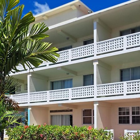 Melrose Beach Apartments Inc Бриджтаун Экстерьер фото