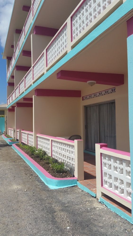 Melrose Beach Apartments Inc Бриджтаун Экстерьер фото